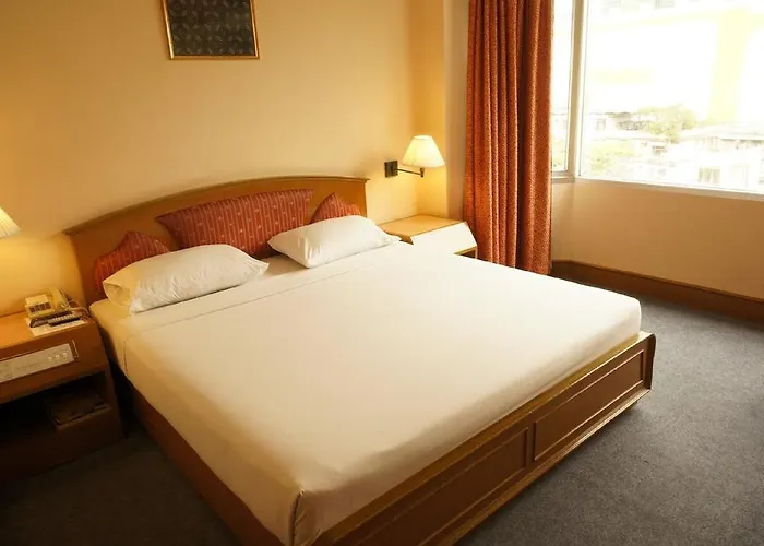 Bangkok City Inn Hotel 3*
